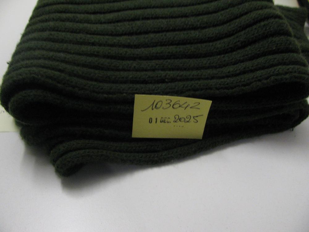 Vêtements, chaussures, accessoires : N° 2025006880 Trouvé(e) le : Mon Dec 01 00:00:00 CET 2025